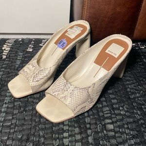 Snakeskin Print Cream Heels with Square Toe and Block Heel